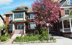 Downtown Bed And Breakfast